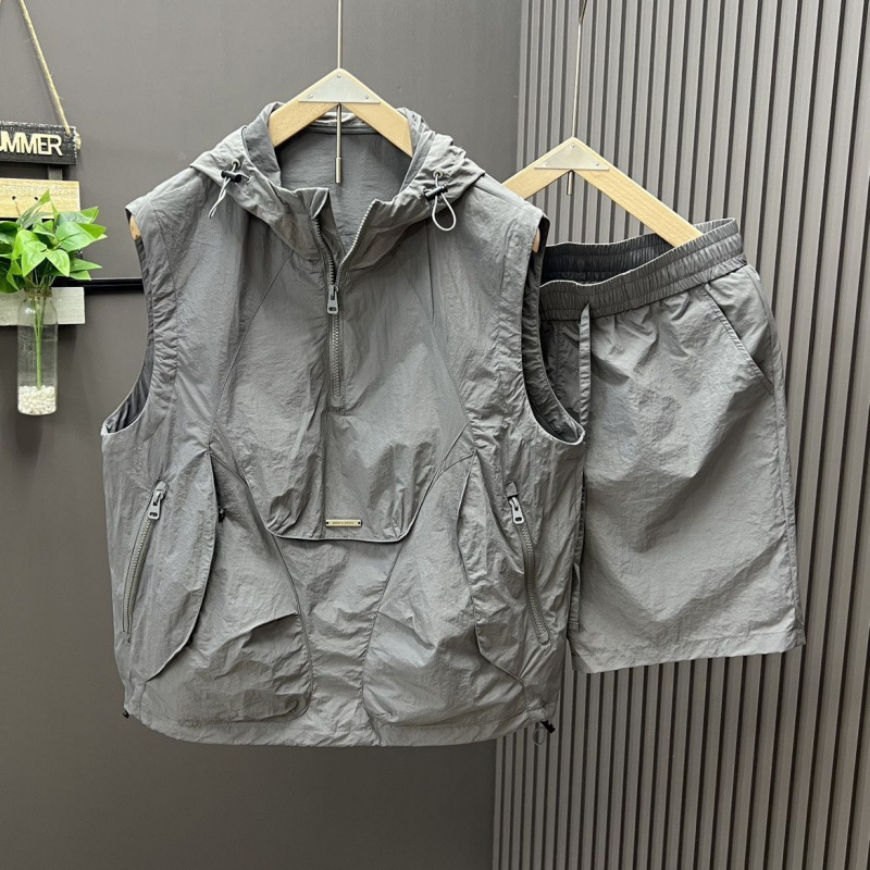 Mens Fashion Vest - 2pcs casual and fashionable hooded vest